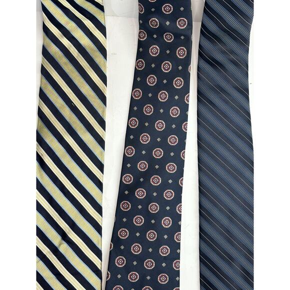 Silk & Polyester Neck Ties (LOT OF 3) Navy Blue Gold Men Tie Roundtree Gant - Picture 1 of 6